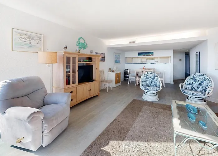 Pyramid Apartment